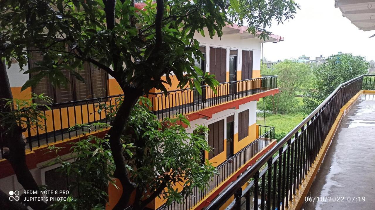 The Lumbini Village Lodge Esterno foto