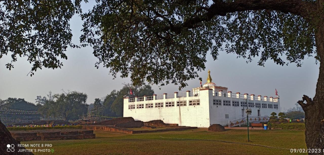 The Lumbini Village Lodge Esterno foto