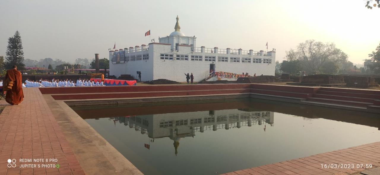 The Lumbini Village Lodge Esterno foto